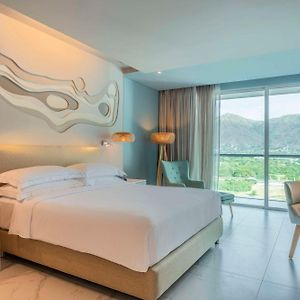 King Room Balcony City View